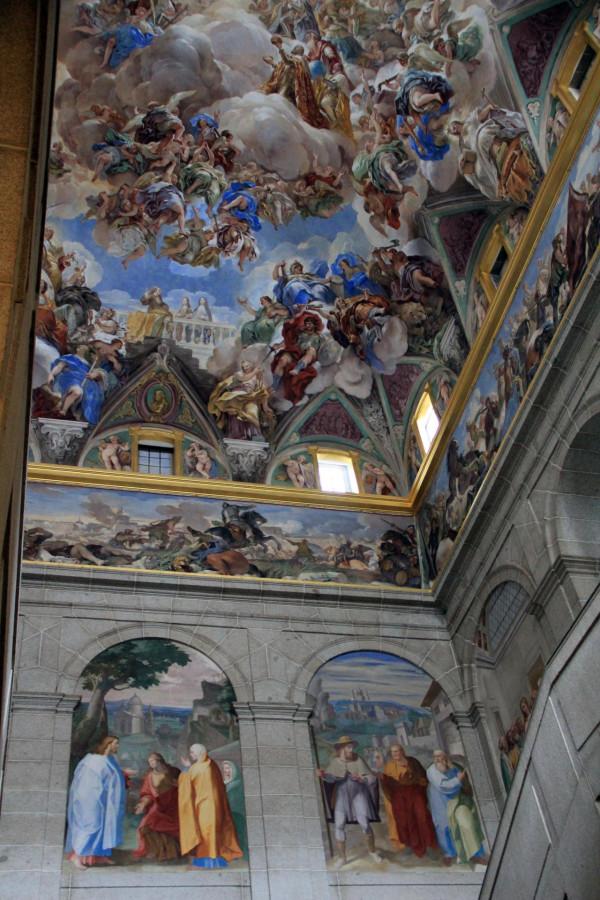 最大的修道院:埃斯科里亞爾修道院(西)·歐洲經典教堂之最(9) 最大的修道院:埃斯科里亞爾修道院(西)·歐洲經典教堂之最(9)