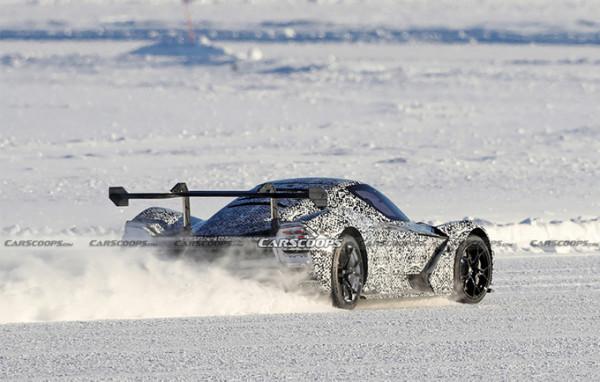 超輕車身，尾翼尺寸誇張！KTM全新跑車諜照曝光，預計年內亮相