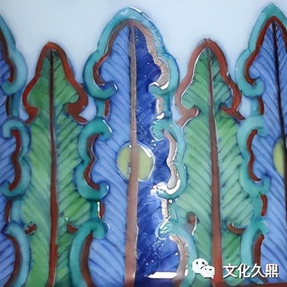 「精品賞析」:清乾隆 鬥彩福壽耳寶相天球瓶 「精品賞析」:清乾隆 鬥彩福壽耳寶相天球瓶