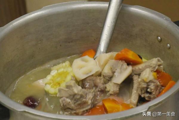 一家四口的晚餐,有葷有素營養足,吃得好花錢少,30元足夠 一家四口的晚餐,有葷有素營養足,吃得好花錢少,30元足夠