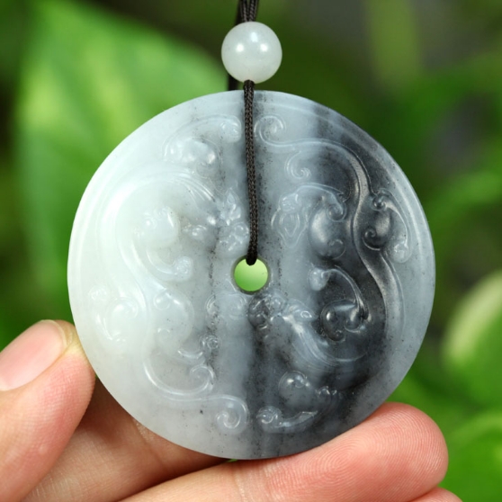 青花墨玉，真正屬於成功男人的玉器