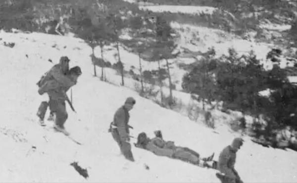 金日成為什麼與彭德懷發生爭執？朝鮮戰爭深度剖析十一：及時收兵