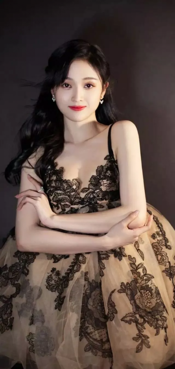 吳宣儀：高畫質美圖欣賞