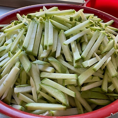 我這樣做爽口下飯的蘿蔔乾，家人都愛吃