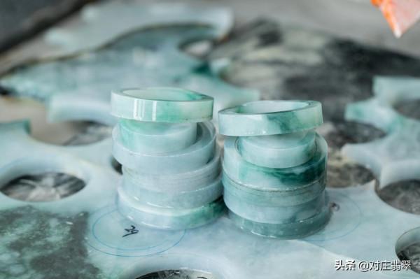 翡翠板料的種水花色那麼多，不會選怎麼辦？