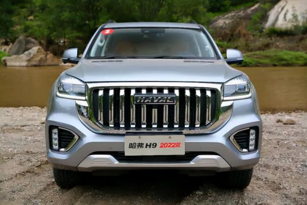 全國首例特斯拉退一賠三；蔚來ET7準備量產；小鵬新SUV諜照曝光；