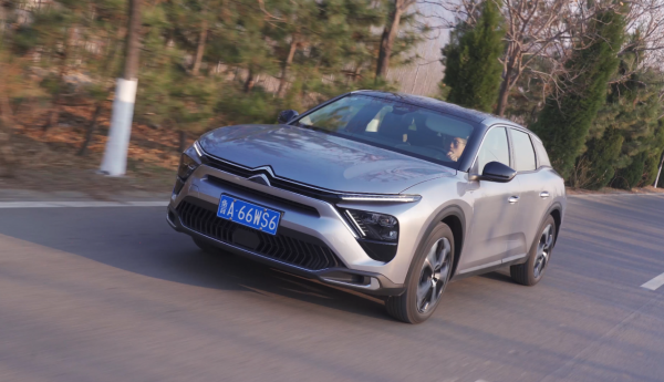 「凡爾賽長測28」滿分100，凡爾賽的試駕感受可以給90分