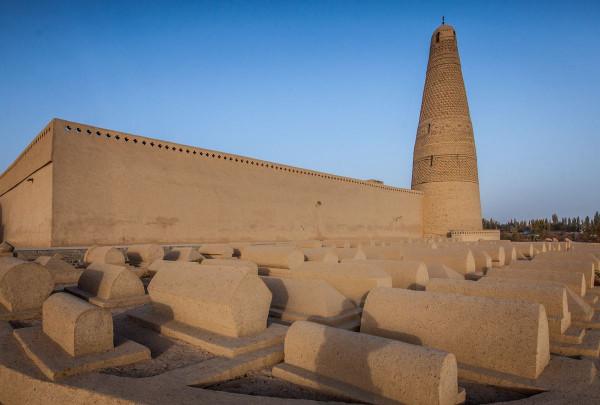 新疆一古建築，為當地建築史上的奇葩，背後意義重大結構奇特