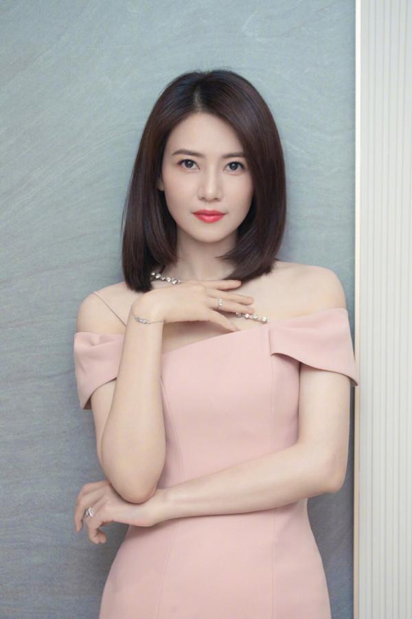 長相“端方”的女演員,我只服這4位!這氣質90後小花根本比不了 長相“端方”的女演員,我只服這4位!這氣質90後小花根本比不了