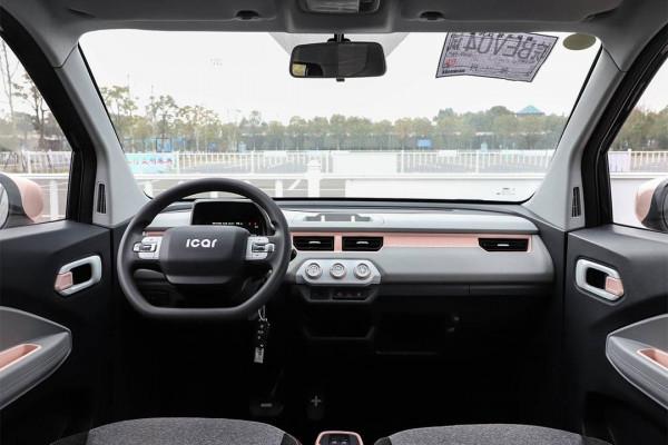 奇瑞QQ冰淇淋購車手冊，不到3萬起售的純電玩具，買哪款？