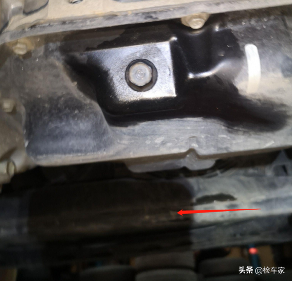 這輛開了4年的日產天籟只要10萬塊，車況無恙！值不值得買？