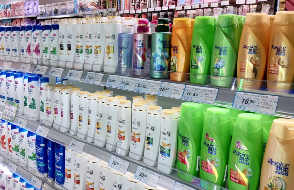 被稱新消費黃埔軍校,完美日記、簡愛、悅刻背後站著同一個";幫派"; 被稱新消費黃埔軍校,完美日記、簡愛、悅刻背後站著同一個";幫派";