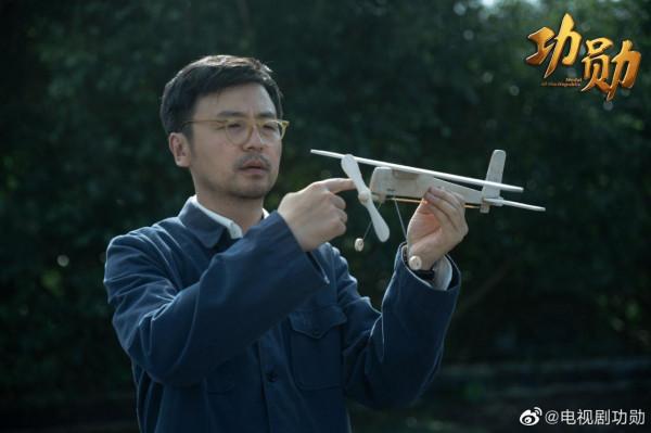 屠呦呦、袁隆平……八個故事,太多細節丨揭秘《功勳》 屠呦呦、袁隆平……八個故事,太多細節丨揭秘《功勳》