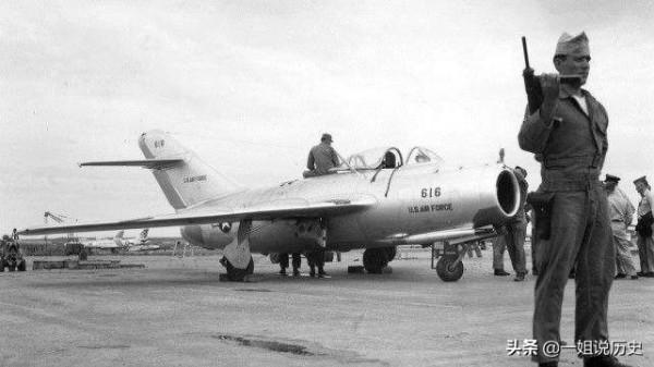 導彈專家為8000萬美金，帶機密圖紙叛逃美國，8月後慘死街頭