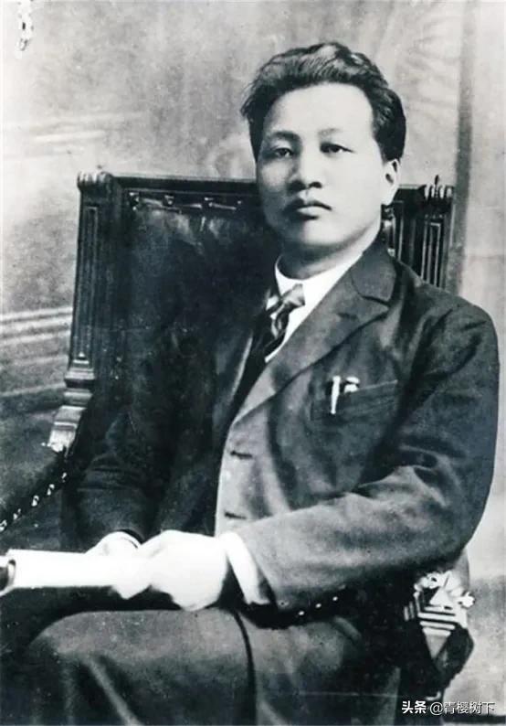 中央紅軍長征後，留守蘇區的10位領導人都有誰？僅有一人活到建國