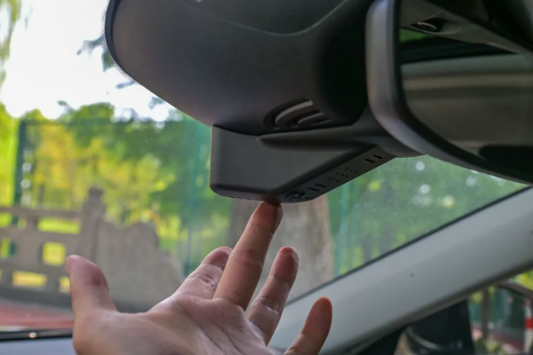 沃爾沃 S90:二十五萬多買行政級轎車,雖然二手,但越級享受 沃爾沃 S90:二十五萬多買行政級轎車,雖然二手,但越級享受