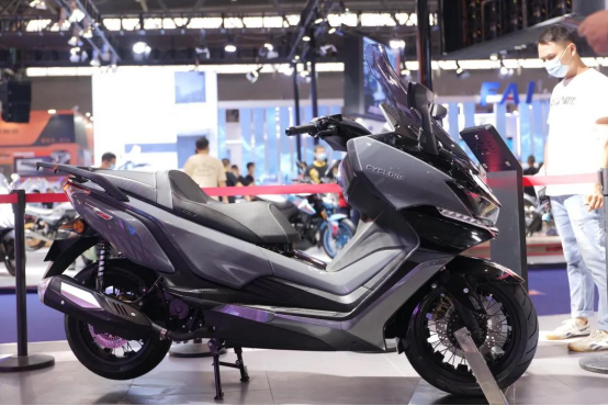 RA9等近10款明星車型到場 多款全新！賽科龍重慶摩展放大招