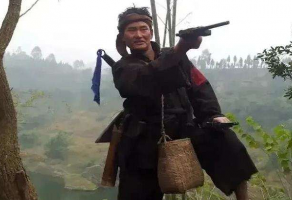 90年代我國民間槍支,數量多如牛毛,都是哪裡來的? 90年代我國民間槍支,數量多如牛毛,都是哪裡來的?