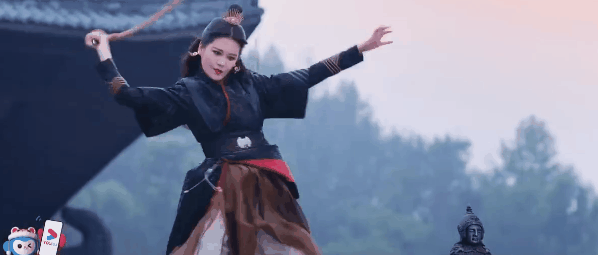 王晶新倚天發預告，全員造型雷翻，周芷若像妖精，林峰臉都P歪了