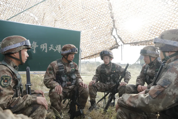 報告！第71集團軍防空勁旅“空中開花”前準備完畢