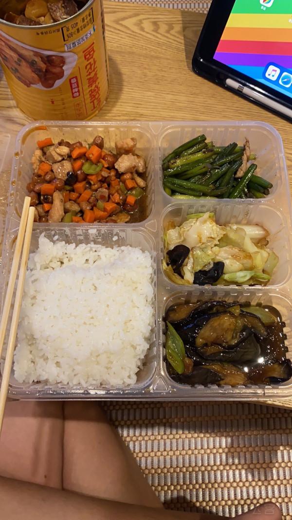 迪拜入境法航轉機，公務艙花費4萬！記錄一段離奇曲折的回國經歷