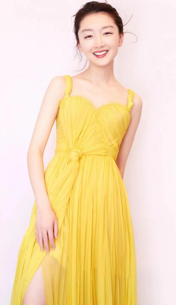 周冬雨看時間長了,也挺耐看 周冬雨看時間長了,也挺耐看