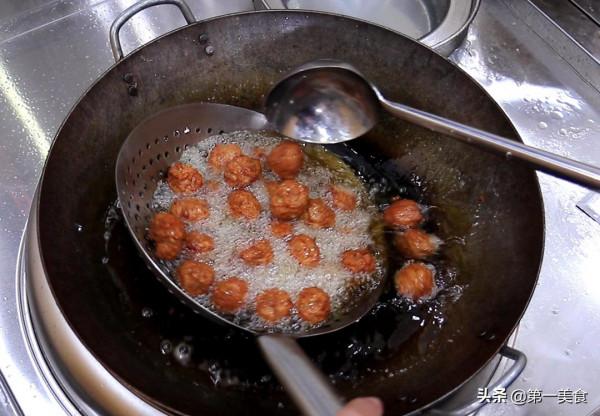 肉丸子好吃有訣竅,廚師長教你飯店秘製做法,香糯Q彈,久煮不散 肉丸子好吃有訣竅,廚師長教你飯店秘製做法,香糯Q彈,久煮不散