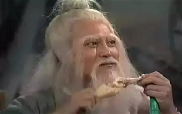 洪七公的師父是誰?金庸在《天龍八部》結尾時已經埋下伏筆 洪七公的師父是誰?金庸在《天龍八部》結尾時已經埋下伏筆