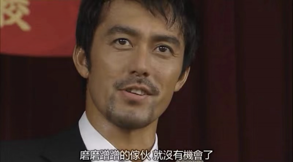 別嘲那個努力的大學生是“卷王”