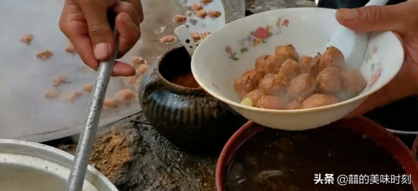 山東4代人賣百年小吃,6元一碗沒有肉,當地人吃不膩外地人不敢吃 山東4代人賣百年小吃,6元一碗沒有肉,當地人吃不膩外地人不敢吃