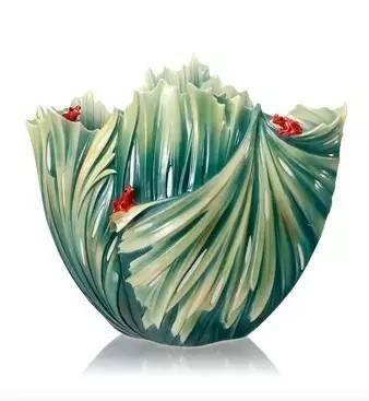 瓷器花樣新玩法,美得讓人目不轉睛。(法藍瓷) 瓷器花樣新玩法,美得讓人目不轉睛。(法藍瓷)