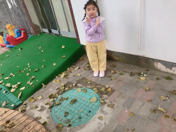 幼兒園裡的安全小常識——黃村二幼小班生活活動 幼兒園裡的安全小常識——黃村二幼小班生活活動
