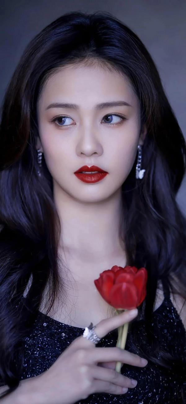 白鹿和陳都靈你喜歡哪一個？