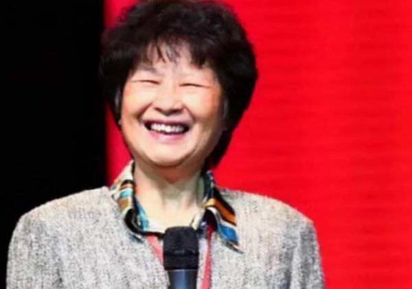 60年代&OpenCurlyDoubleQuote;乒乓世界冠軍&rdquo;：自願搬進養老院，除夕夜在廁所遺憾離世