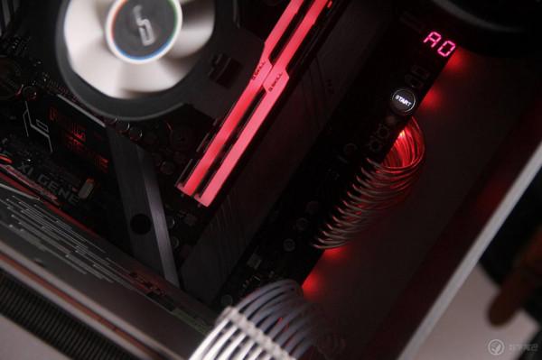 最新桌面折騰總結(附30餘款桌面質感好物和電腦配置清單) 最新桌面折騰總結(附30餘款桌面質感好物和電腦配置清單)