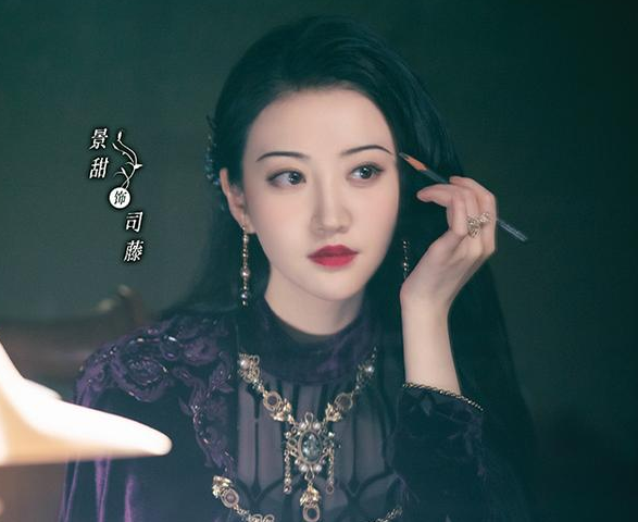 美貌毀滅利器“齊劉海”,娛樂圈12個女星留完顏值下降氣質全無 美貌毀滅利器“齊劉海”,娛樂圈12個女星留完顏值下降氣質全無