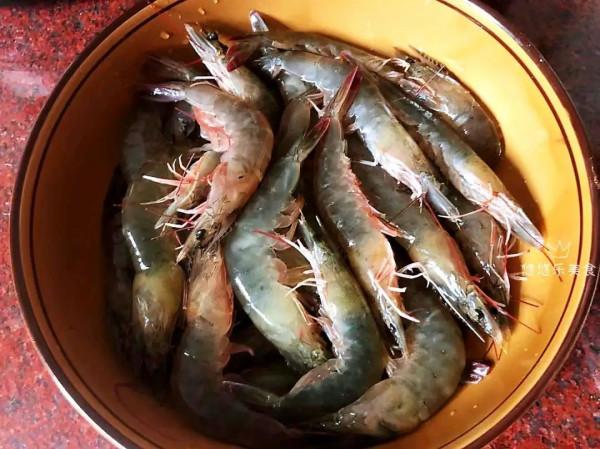 鹽焗蝦又幹又柴？注意這123點，蝦嫩又鮮香入味，蝦殼特別好剝開