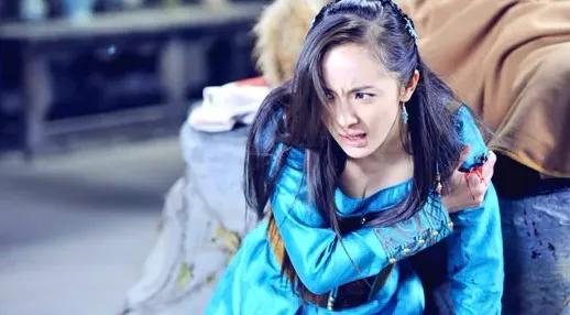 盤點楊冪這十八年來演過的角色 盤點楊冪這十八年來演過的角色