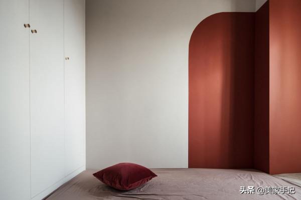 她家不豪華，可一進門就把我迷住，全屋只刷漆就已經很美了！曬曬