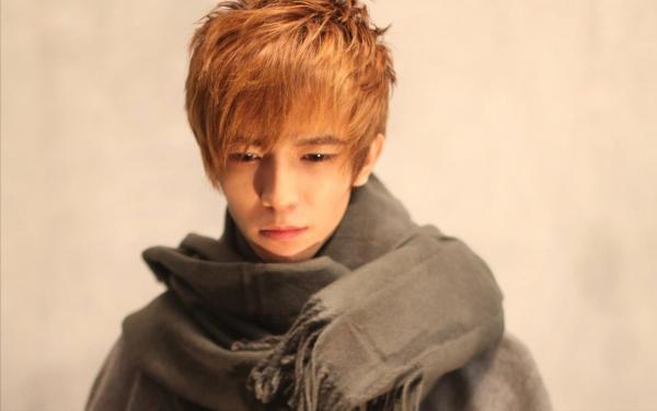 “宿命中的對手”韓寒郭敬明,為何二人差距越來越大? “宿命中的對手”韓寒郭敬明,為何二人差距越來越大?