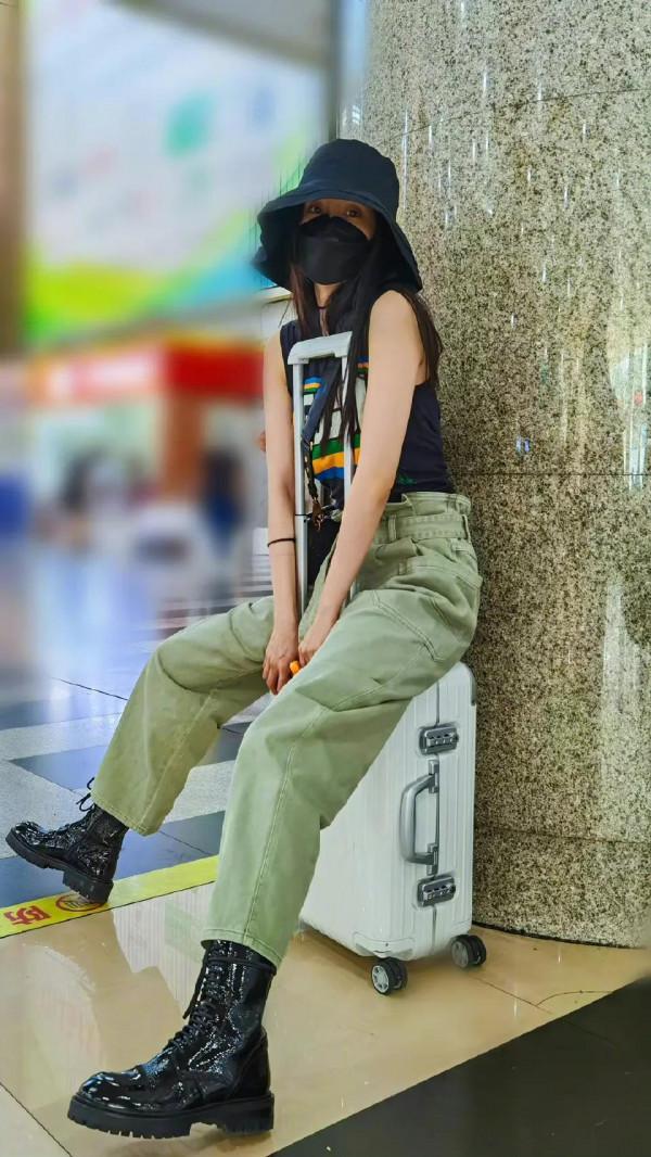 進來就看楊冪私服穿搭,你能get到嗎? 進來就看楊冪私服穿搭,你能get到嗎?