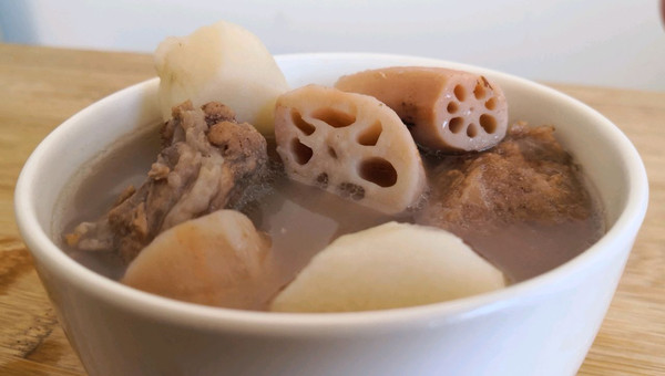 吃對蓮藕山藥燉脊骨,每一口都是極致享受 吃對蓮藕山藥燉脊骨,每一口都是極致享受