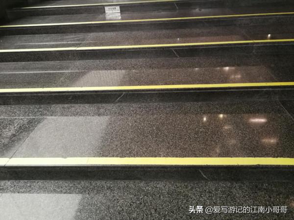 開啟廣東博物館之旅,首個重量級場館,是一堆美麗的會說話的石頭 開啟廣東博物館之旅,首個重量級場館,是一堆美麗的會說話的石頭