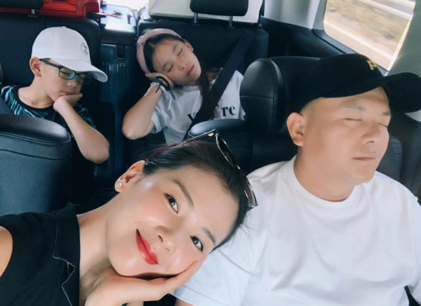 嫁入豪門卻遭破產的女星:有人替夫還債,有人婚後發現老公是騙子 嫁入豪門卻遭破產的女星:有人替夫還債,有人婚後發現老公是騙子