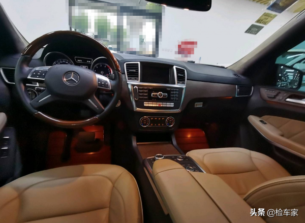 當年同級別沒有對手！這輛4.7T的賓士GL500要價46萬，該不該買？