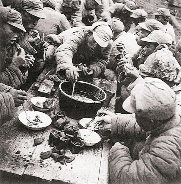 他造的香菸太優秀,日軍拿彈藥情報來換,毛主席也對此煙讚不絕口 他造的香菸太優秀,日軍拿彈藥情報來換,毛主席也對此煙讚不絕口