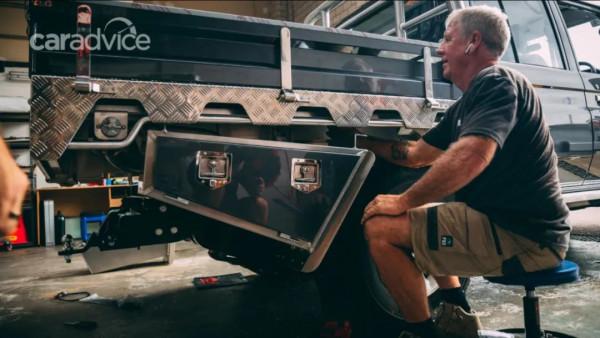 買一輛國六的豐田LC79回來改一下(第一章) 買一輛國六的豐田LC79回來改一下(第一章)