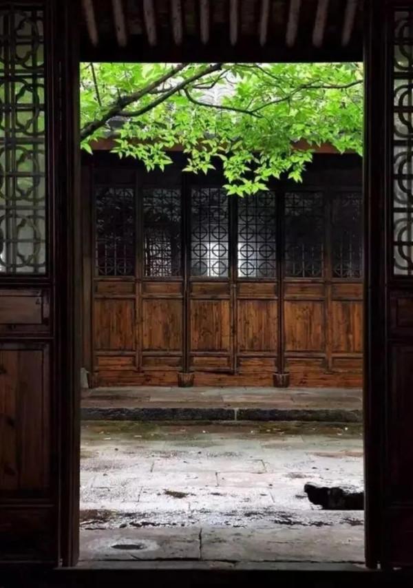 《太平廣記》志怪故事:狗仙 《太平廣記》志怪故事:狗仙