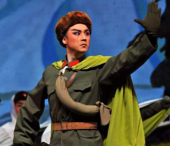 剿匪英雄楊子榮，智取威虎山，為何十幾天後意外去世？