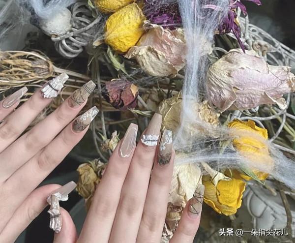 推薦10款&quot;仙喪風&quot;美甲，小眾卻好看，姐妹們一定要試試哦